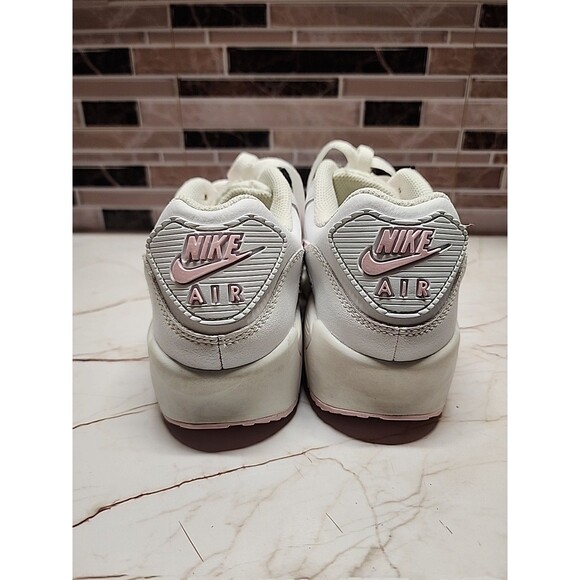 NIKE Air Max Girl's Sz 5Y White Pink Walking Activewear School Travel CD6864-121 - Picture 4 of 11